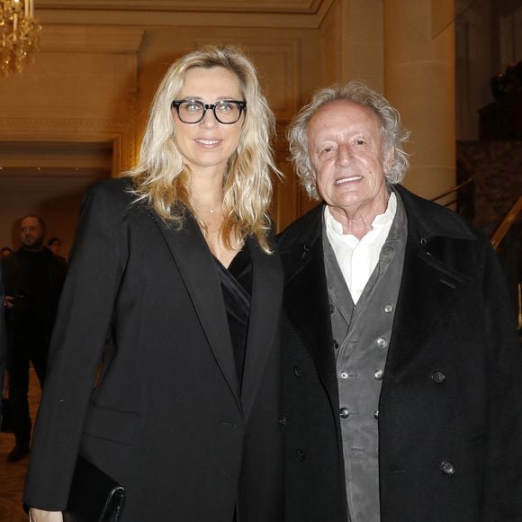 Didier Barbelivien est un homme comblé.

Didier Barbelivien et sa femme Laure - Soirée de gala pour la Fondation de la Recherche en Physiologie, "Les Stéthos d'Or" au Four Seasons Hôtel George V à Paris. ©
Marc Ausset-Lacroix/Bestimage