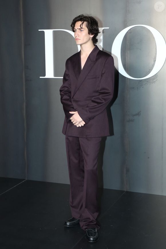 Chase Hudson au photocall du défilé Dior Homme à l'École-Militaire lors de la semaine de la mode masculine automne/hiver 2025-2026 à Paris, France, le 24 janvier 2025. © Bertrand Rindoff/Bestimage