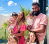 Il s'agit d'Hanaa Elah, mère de cinq enfants.

Hanaa Elah et Irshad, parents de cinq enfants dans "Familles nombreuses".