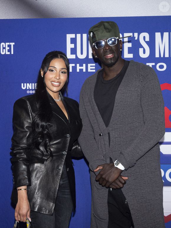 Mamadou Sakho, sa femme Majda Sakho - Célébrités assistent aux combats de MMA, Professional Fighters League Europe (PFL) à l'accord Arena de Bercy à Paris le 7 mars 2024. © Pierre Perusseau/Bestimage