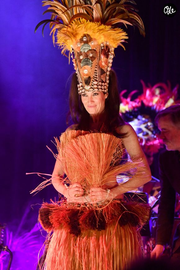 Mareva Galanter (Miss France 1999) en concert au théâtre Music-Hall Show l'Alhambra à Paris, France, le 23 novembre 2023.

© Veeren/Bestimage