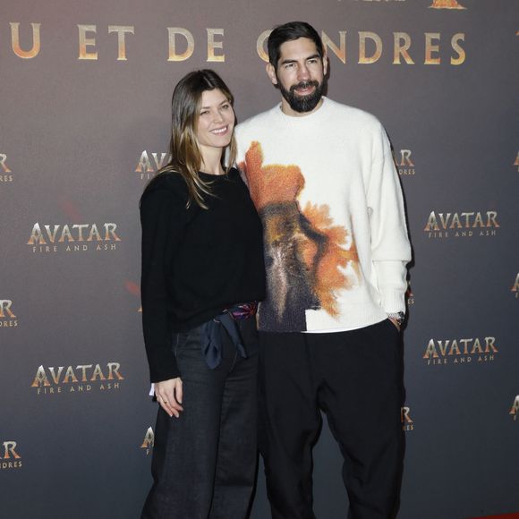 Nikola Karabatic et sa femme Géraldine Pillet - Avant-première du film "Avatar : Fire and Ash" (Avatar : de Feu et de Cendres) à la Seine Musicale de Boulogne-Billancourt le 5 décembre 2025. © Marc Ausset-Lacroix/Bestimage