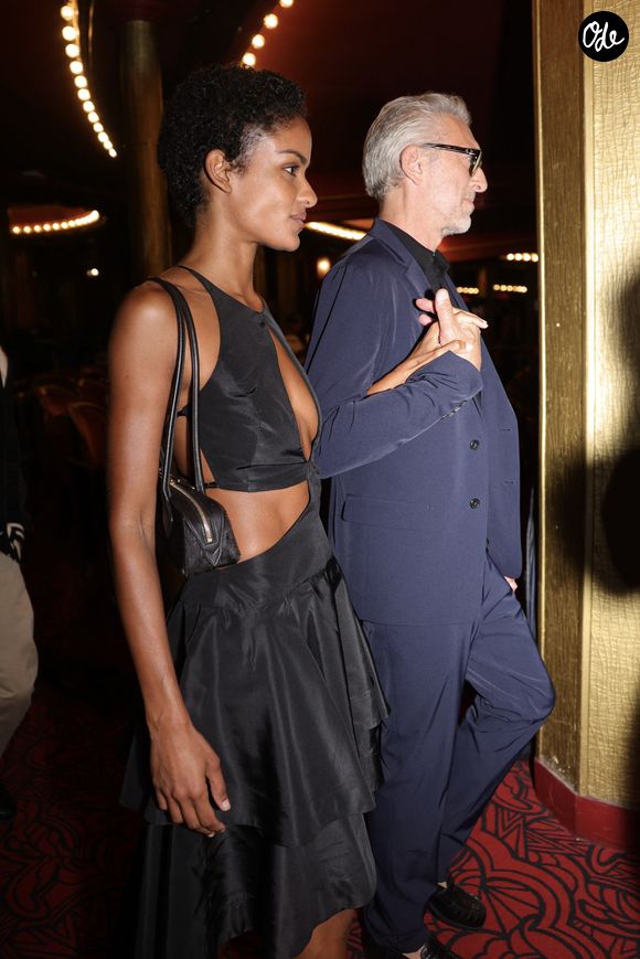 Le public espère désormais retrouver le couple, à nouveau main dans la main, lors du lancement très attendu de la nouvelle saison de "The White Lotus".

Narah Baptista et Vincent Cassel lors de la première du film “The Opera” aux Folies Bergère à Paris le 31 août 2026. 

© Jasmine Aissaoui / Bestimage