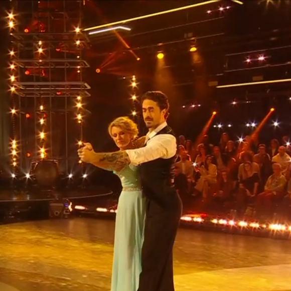 Elle réalise une superbe performance

Sophie Davant émue par la disparition de sa mère, "Danse avec les stars", capture d'écran TF1.