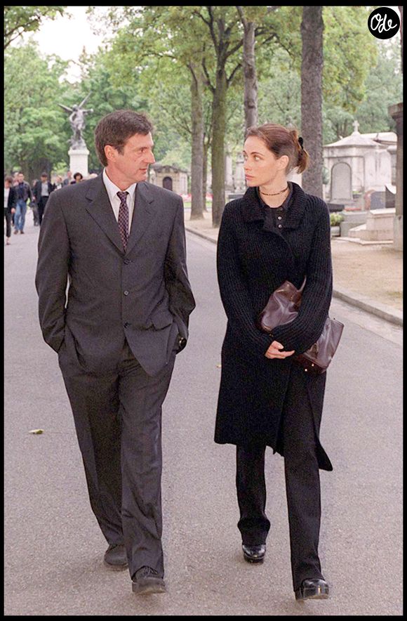 Ensemble, ils ont eu une fille prénommée Nelly qui évolue dans le cinéma comme ses parents

Emmanuelle Béart et Daniel Auteuil - Archives
AGENCE / BESTIMAGE