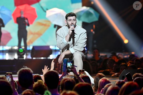 Concernant une potentielle romance avec Jeck, la jeune femme a tenu à rétablir la vérité sur Buzz TV : "Non, on n’est pas ensemble… c’est un coup de cœur musical".

Exclusif - Jeck - Enregistrement de l'émission de télévision "Le Grand Concert des Régions : Ici c'est Aix en Provence", à l'Arena du Pays d'Aix, présentée par L.Luyat et L.Thilleman, et diffusée le 17 mai sur France 3. Le 30 avril 2024. 
© Bruno Bebert-Jack Tribeca / Bestimage