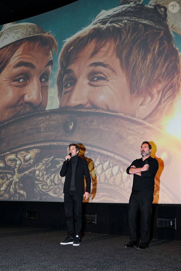 Guillaume Canet (réalisateur) et Gilles Lellouche lors de la présentation du film "Astérix et Obélix : L'Empire du Milieu" au Kinépolis à Bruxelles le 13 janvier 2023.

© Frédéric Andrieu / Bestimage