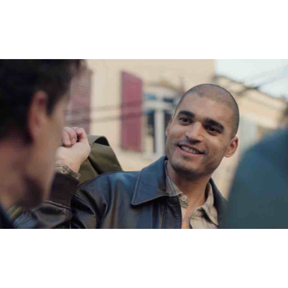 "J'ai été surprise au départ qu'on m'associe à lui parce qu'on est tellement différents tous les deux en termes d'énergie, d'âge. Mais, avec Habib (Gino Guabintani, ndlr), on s'entend très très bien."

Habib Gino Guabintani dans Plus belle la vie