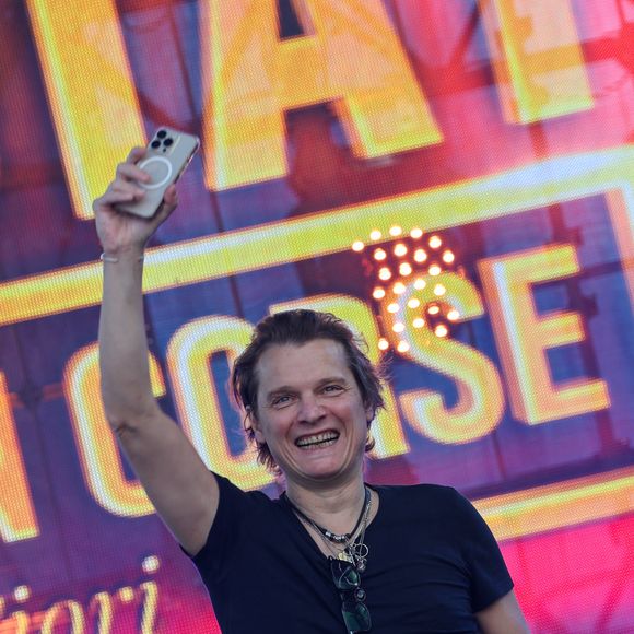 Exclusif - Bénabar - Enregistrement de l’émission "Embarquement immédiat" au théâtre de verdure du Casone à Ajaccio, diffusée le 4 novembre sur France 3. Le 10 octobre 2022.  
© Olivier Sanchez / Bestimage