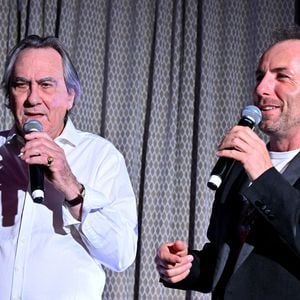 Philippe Lavil et Jean-Philippe Doux, journaliste et animateur TV, le maître de cérémonie de la soirée, durant le dîner au profit de l'association Enfant Star & Match à l'hôtel Majestic à Cannes le 1er février 2025. © Bruno Bebert/Bestimage