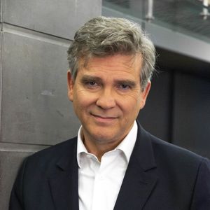 La chaîne dit avoir été séduite par "la liberté de ton absolue" et "le franc-parler exceptionnel" de l'ancien compagnon d'Elsa Zylberstein

Exclusif - Arnaud Montebourg sur le plateau de l'émission "Face aux territoires" présentée par Cyril Viguier dans les studios de TV5 Monde à Paris, FRance, le 8 juin 2023. © Pierre Perusseau/Bestimage