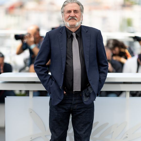Daniel Auteuil - Photocall du film "L’objet Du Délit" lors du 79ème Festival International du Film de Cannes, le le 23 mai 2026.
© Jacovides/Moreau/Bestimage

Photocall for "Crescendo" at the 79th Cannes International Film Festival. May 23rd, 2026.