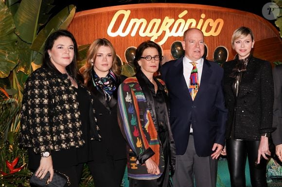 Mélanie-Antoinette de Massy, Camille Gottlieb, la princesse Stéphanie, le prince Albert II de Monaco, la princesse Charlene, Louis Ducruet et sa femme Marie lors de l’inauguration du restaurant Amazonico Monte-Carlo à Monaco le 4 avril 2024

© Claudia Albuquerque / Bestimage