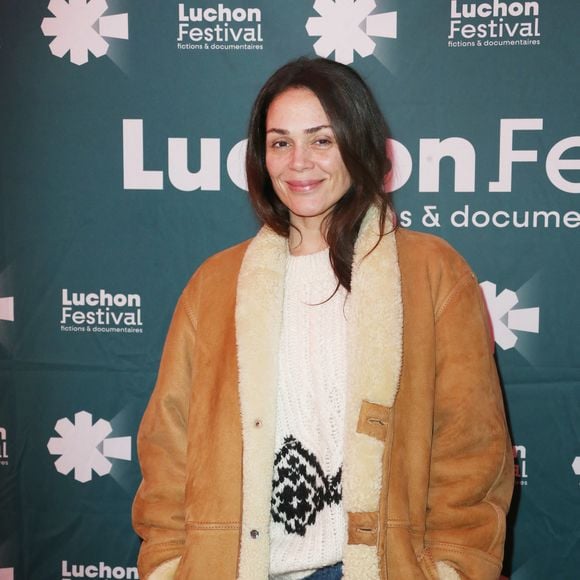 Lola Dewaere - Photocall du film "Je sais pas" lors de la 25ème édition du Festival TV de Luchon le 6 février 2026. © Patrick Bernard/Bestimage