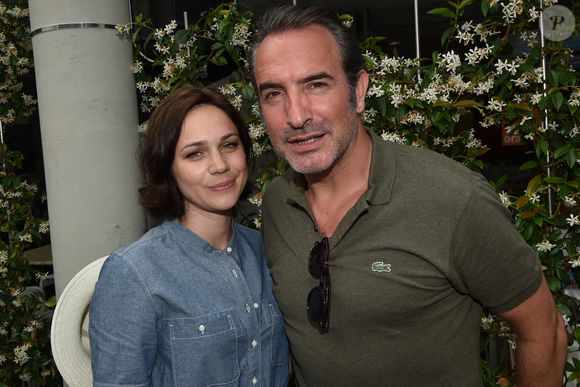 Jean Dujardin et son ex-femme Nathalie Péchalat au village lors des internationaux de France à Roland Garros le 10 juin 2018. © Veeren / Bestimage