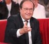 L'ancien président de la République François Hollande est également de la partie.

Exclusif - Le président François Hollande - Enregistrement de l'émission "Vivement dimanche" aux studios Rive Gauche, présentée par M.Drucker et diffusée le 5 octobre 2025 sur France 3.
Guillaume Gaffiot/Bestimage