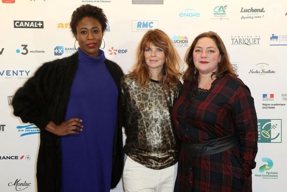 Gwendoline Hamon, Jessy Ugolin et Emilie Gavois-Kahn au photocall de la cérémonie d'ouverture de la 21ème édition du festival des créations télévisuelles de Luchon, France, le 6 février 2019. © Patrick Bernard/Bestimage