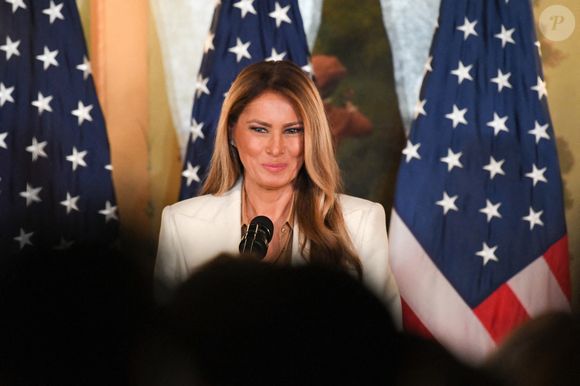 La Première dame des États-Unis, Melania Trump, prend la parole lors d'une réception pour Fostering the Future Together : Une coalition mondiale, qui s'est tenue au Lotte New York Palace à New York, NY, le 23 septembre 2025. © Landaos Efren/SPUS/ABACA