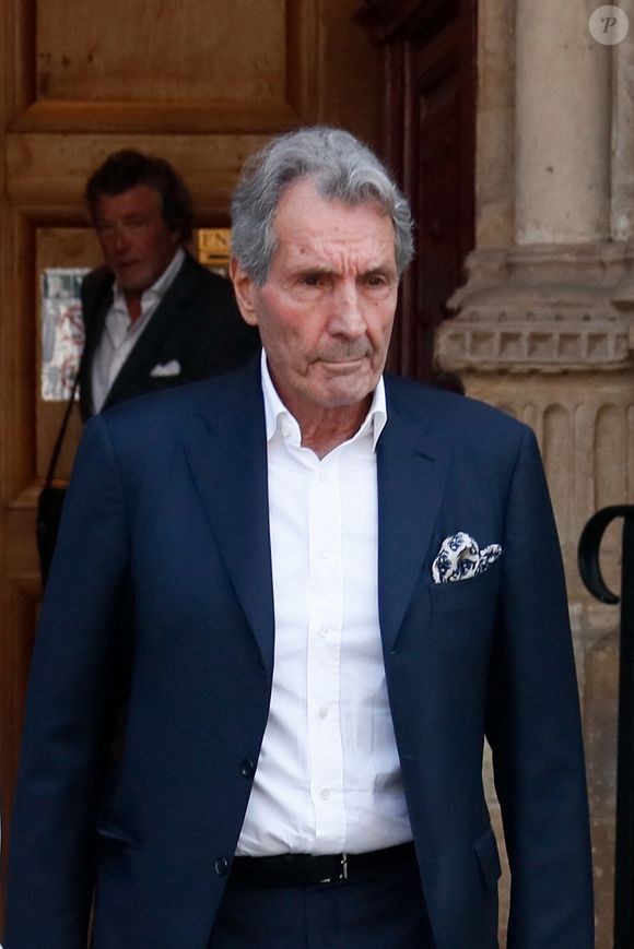 Jean-Jacques Bourdin - Sorties des obsèques de Philippe Labro dans l'église de Saint-Germain-des-Prés à Paris le 13 juin 2025. © Dominique Jacovides - Christophe Clovis / Bestimage