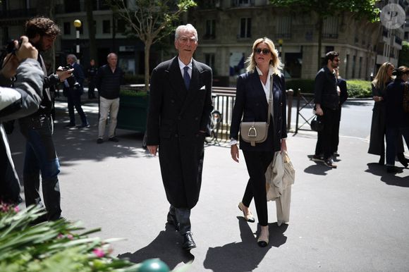 Jean-Claude Narcy, journaliste français assistant à la cérémonie d'enterrement de Daniel Bilalian à l'église Saint-Pierre de Neuilly-sur-Seine, près de Paris, France, le 22 mai 2025. Photo par Raphael Lafargue/ABACAPRESS.COM