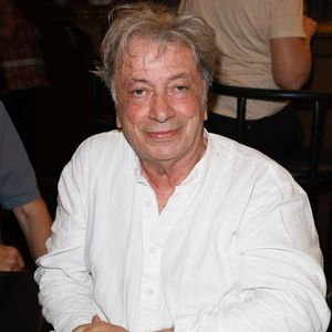 Hervé Vilard - People au concert de Cyril Mokaiesh au Théâtre de l'Atelier à Paris. Le 28 juin 2023
© Coadic Guirec / Bestimage
