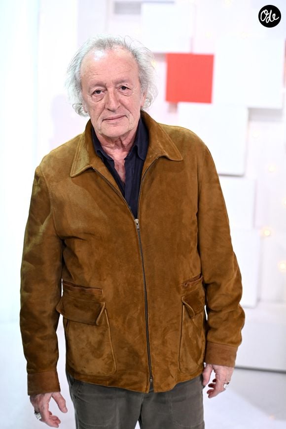 Exclusif - Didier Barbelivien - Enregistrement de l'émission "Vivement Dimanche, spéciale M.Galabru", au Studio Gabriel à Paris, présentée par M.Drucker et diffusée le 22 janvier
© Guillaume Gaffiot / Bestimage