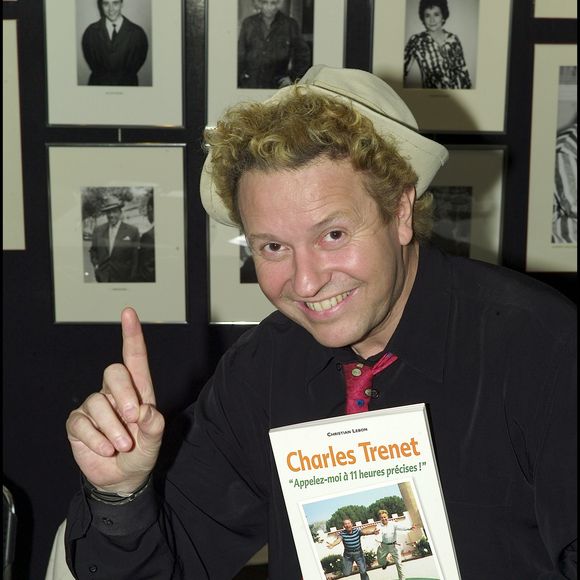 Christian Lebon - 1er Salon du livre de célébrités à l'Espace Pierre Cardin sur les Champs-Élysées. SEBASTIEN WOESTELANDT / BESTIMAGE