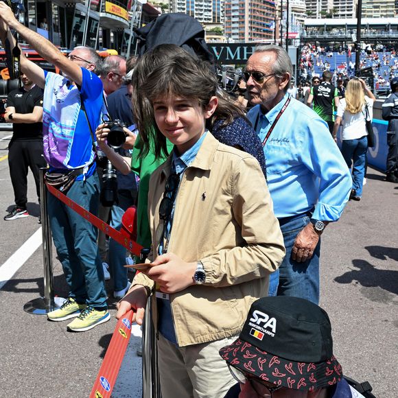 Raphael Elmaleh, Charlotte Casiraghi, Khadja Nin, Jacky Ickx - Les people dans les paddocks la veille du Grand Prix de Formule 1 (F1) de Monaco © Lionel Urman / Bestimage