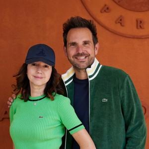 Delphine Michalak et son mari Christophe Michalak au village lors des Internationaux de France de tennis de Roland Garros 2024, à Paris, France, le 4 juin 2024. © Jacovides-Moreau/Bestimage