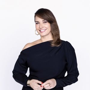 Exclusif - Julia Vignali - Studio du jury de l'émission "Voix de stars" présentée par J.Vignali, diffusée le 20 septembre à 21h10 sur France 3
© Cyril Moreau-Christophe Clovis / Bestimage