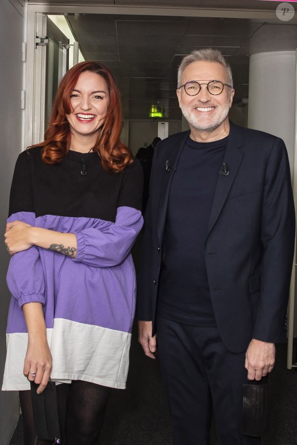Laura Calu et Laurent Ruquier - Backstage de l'enregistrement de l'émission "On Est En Direct" (OEED), présentée par L.Ruquier, diffusée sur France 2 le 9 janvier 2021. © Jack Tribeca / Bestimage