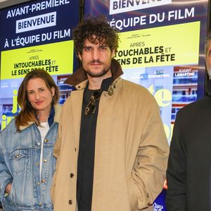 Eric Toledano, Camille Cottin, Louis Garrel et Olivier Nakache - Avant-première du film "Juste une illusion" au Méga CGR à Villenave-d'Ornon près de Bordeaux le 12 mars 2026. © Jean-Marc Lhomer/Bestimage.