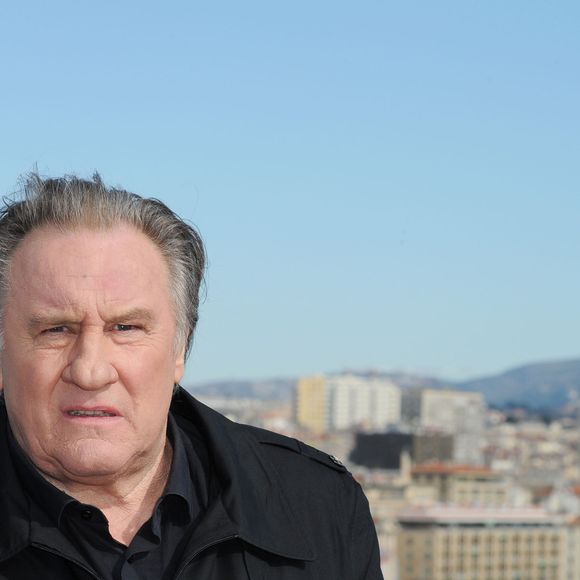 Gérard Depardieu durant le photocall organisé pour la présentation de la saison 2 de la série "Marseille" pour Netflix au Sofitel du Vieux Port à Marseille, le 18 février 2018. 8 nouveaux épisodes qui seront diffusés à partir du 23 février. © Bruno Bebert / Bestimage