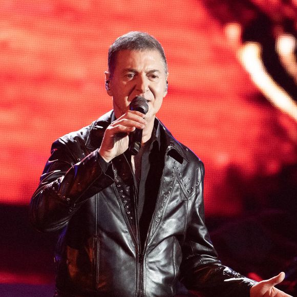 L’IA utilise leurs œuvres sans autorisation de leurs créateurs ni rémunération.

Etienne Daho sur la scène des 39e Victoires de la Musique à la Seine Musicale le 9 février 2024 à Boulogne-Billancourt. Photo par David NIVIERE/ABACAPRESS.COM