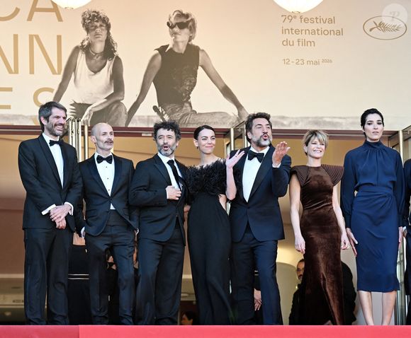 Les acteurs espagnols Javier Bardem, Rodrigo Sorogoyen, les actrices Isabel Pena, Vicky Luengo et l'actrice française Marina Fois assistent à la première de The Beloved au 79e Festival de Cannes à Cannes, France, le samedi 16 mai 2026. Photo par Rune Hellestad/UPI/ABACAPRESS.COM