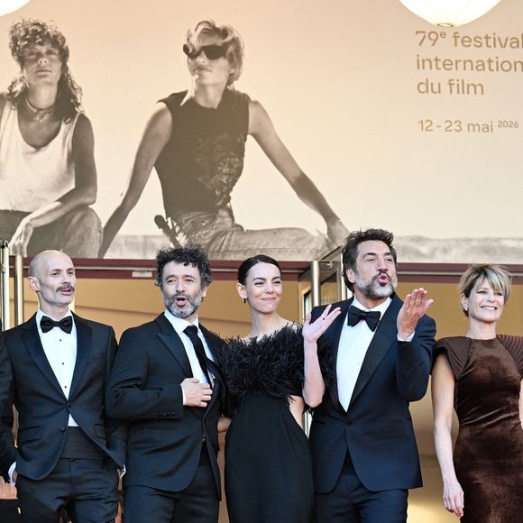Les acteurs espagnols Javier Bardem, Rodrigo Sorogoyen, les actrices Isabel Pena, Vicky Luengo et l'actrice française Marina Fois assistent à la première de The Beloved au 79e Festival de Cannes à Cannes, France, le samedi 16 mai 2026. Photo par Rune Hellestad/UPI/ABACAPRESS.COM