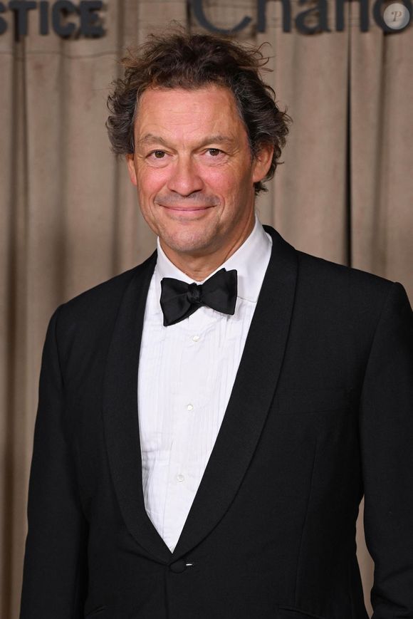 Dominic West au Musée d’Histoire naturelle de Londres ce vendredi 3 octobre 2025. Photo par Backgrid UK/ Bestimage