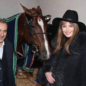 Elie Semoun, Frédérique Bel assistant au Prix d'Amérique 2025 à l'hippodrome de Paris, Vincennes, France, 26 janvier 2025. Photo par Lionel Urman/ABACAPRESS.COM