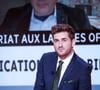 Il s'agit d'Andrea Bruche, qui incarnait une rubrique humoristique hebdomadaire du programme.

Cyril Hanouna, Andrea Bruche, sur le plateau de TBT9 présenté par C.Hanouna, et diffusé en direct sur W9, Paris, France, le 12 février 2026. © Jack Tribeca / Bestimage | 00743060