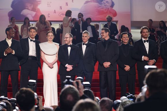Micheal Ward, Austin Butler, Emma Stone, Ari Aster, Joaquin Phoenix, Pedro Pascal, Clifton Collins Jr., Luke Grimes - Descente des marches du film « Eddington » lors du 78ème Festival International du Film de Cannes, au Palais des Festivals à Cannes. Le 16 mai 2025
© Jacovides-Moreau / Bestimage