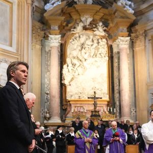 Le prince Emanuele Filiberto (Le prince Emmanuel-Philibert de Savoie , prince de Venise et de Piémont, duc de Savoie) de Savoia pendant la messe votive du prince Vittorio Emanuele à la basilique de Superga le 1er février 2025 à Turin, Italie.  Lucia Sabatelli/Bestimage
