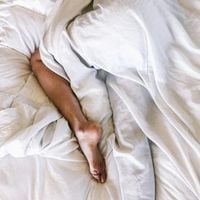 À quelle fréquence faut-il vraiment laver ses draps ? La réponse de cette experte populaire à la télé est sans appel