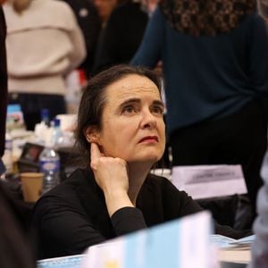 Amélie Nothomb lors de la 41ème Foire du Livre de Brive dans La Halle Brassens, à Brive-la-Gaillarde, France, le 10 novembre 2023. © Jean-Marc Lhomer/Bestimage
