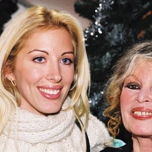 Archives - Brigitte Bardot et Loana dans les années 2000. Backgrid UK/ Bestimage