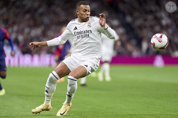 Kylian Mbappe de l'équipe  Real Madrid CF - Match de football entre le Real Madrid et FC Barcelone (0-4) à Madrid, le 26 octobre 2024. 
© LGM / Panoramic / Bestimage