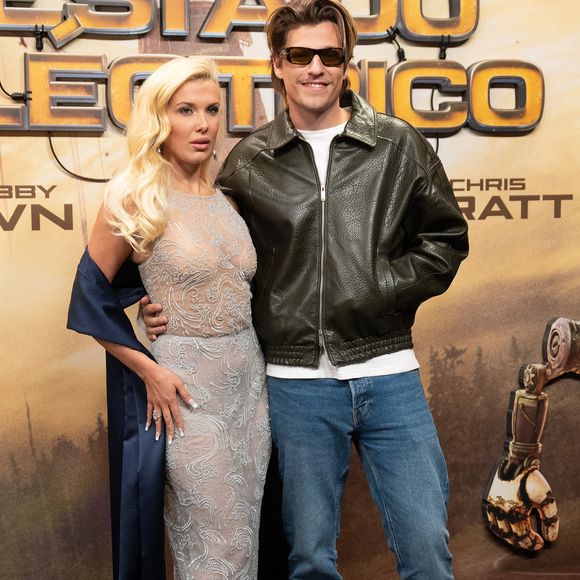 Jake Bongiovi et Millie Bobby Brown à la première européenne du film "The Electric State" à Madrid le 27 février 2025  

Photo : AGENCE / BESTIMAGE