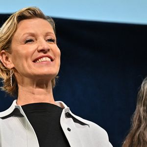 Alexandra Lamy lors de la cérémonie d'ouverture du 16e Festival du film Lumière à Lyon, France, le 12 octobre 2024. Photo par Julien Reynaud/APS-Medias/ABACAPRESS.COM