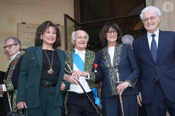 Anne Sinclair et son compagnon Pierre Nora, Sylviane Agacinski et son mari Lionel Jospin - Réception de Sylviane Agacinski à l'Académie Française à Paris le 14 Mars 2024. La philosophe Sylviane Agacinski a fait son entrée ce jeudi à l’Académie française. Onzième femme de l’histoire à intégrer l’institution, elle avait été élue en juin 2023. © Bertrand Rindoff / Bestimage