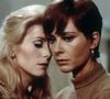 Elle est née sous le nom de Geneviève Bonjean, mais sous celui de Geneviève Page qu'elle a marqué toute une génération.
Archives - Catherine Deneuve, Genevieve Page sur le tournage du film "Belle De Jour" JLPPA / Bestimage
