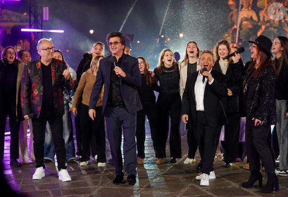 Ils se préparent désormais à vivre une expérience scénique inédite qu'ils n'avaient jamais connue au sommet de leur gloire.

Exclusif - David et Jonathan, Pauline Esther, Leopold Nord et Vous (Totalement 80) lors de l'enregistrement de l'émission "La Grande soirée du 31 de Paris", diffusée le 31 décembre sur France 2, sur la place de la Concorde à Paris, France, le 24 novembre 2025. © Guebey-Tribeca/Bestimage